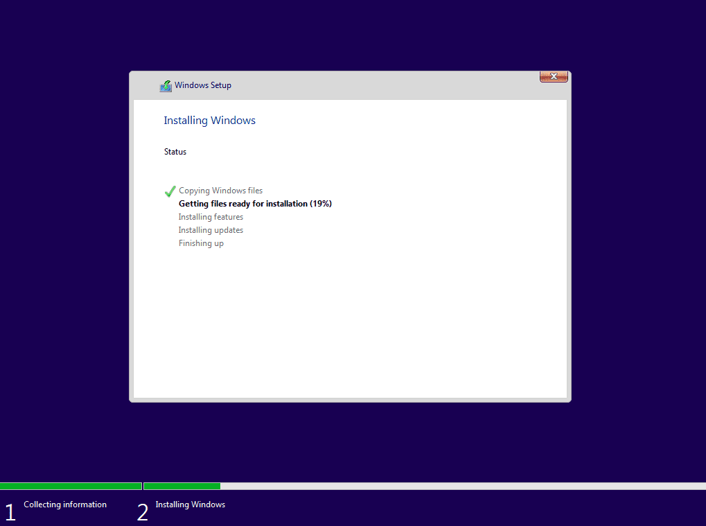 Windows 10 đang được cài đặt